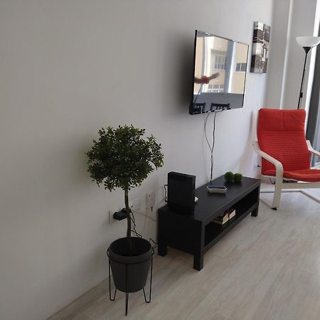 Amplio Estudio,Vista Mar Y Montana, A Pasos Del Centro Torremolinos Dış mekan fotoğraf