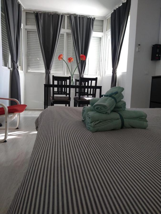 Amplio Estudio,Vista Mar Y Montana, A Pasos Del Centro Torremolinos Dış mekan fotoğraf