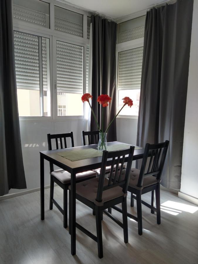 Amplio Estudio,Vista Mar Y Montana, A Pasos Del Centro Torremolinos Dış mekan fotoğraf
