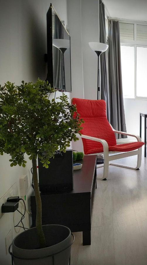 Amplio Estudio,Vista Mar Y Montana, A Pasos Del Centro Torremolinos Dış mekan fotoğraf