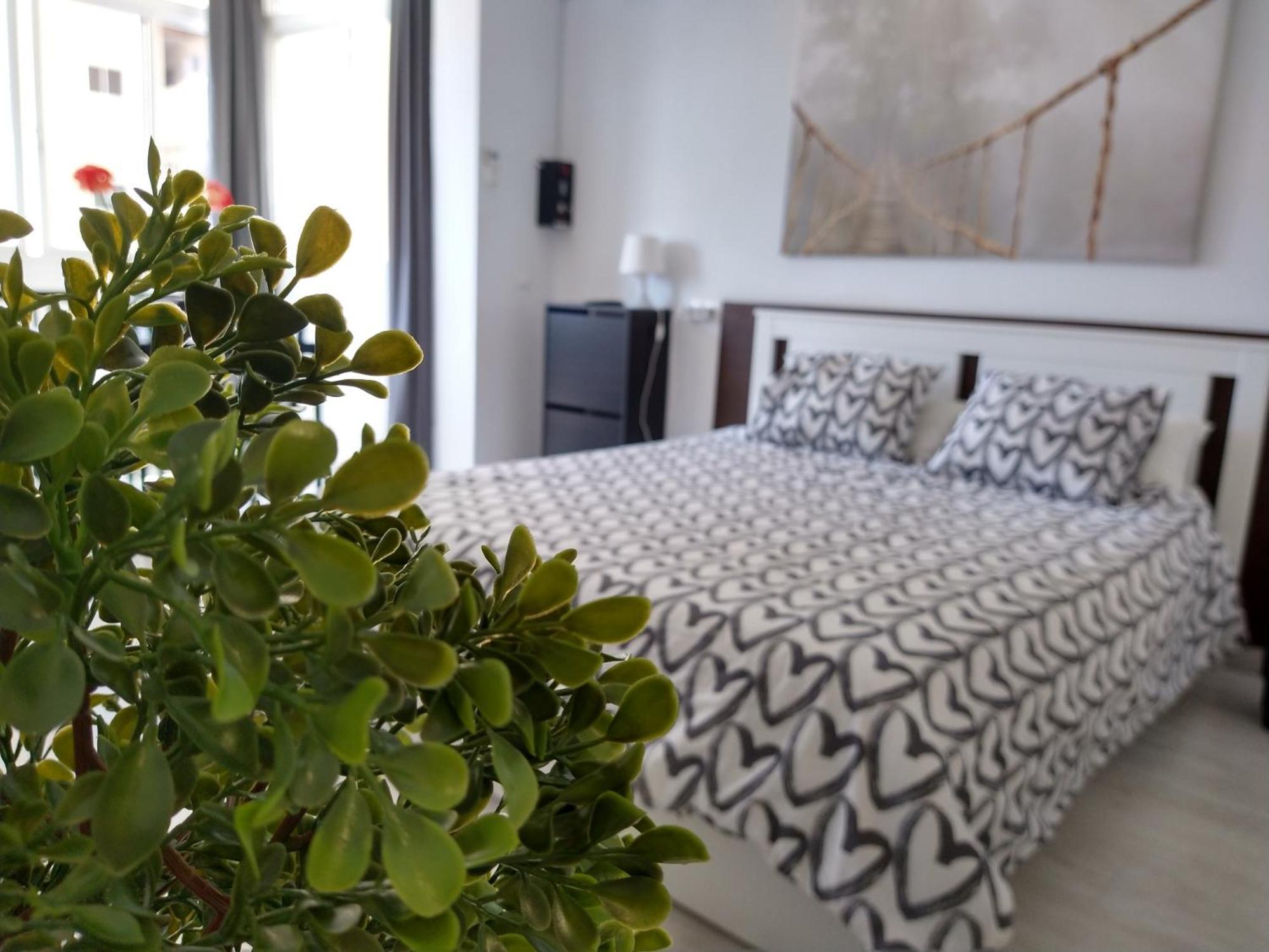 Amplio Estudio,Vista Mar Y Montana, A Pasos Del Centro Torremolinos Dış mekan fotoğraf