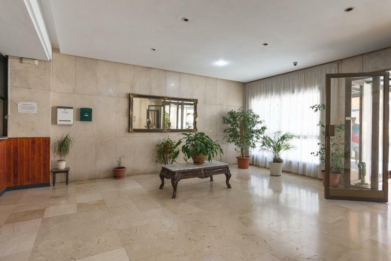 Amplio Estudio,Vista Mar Y Montana, A Pasos Del Centro Torremolinos Dış mekan fotoğraf
