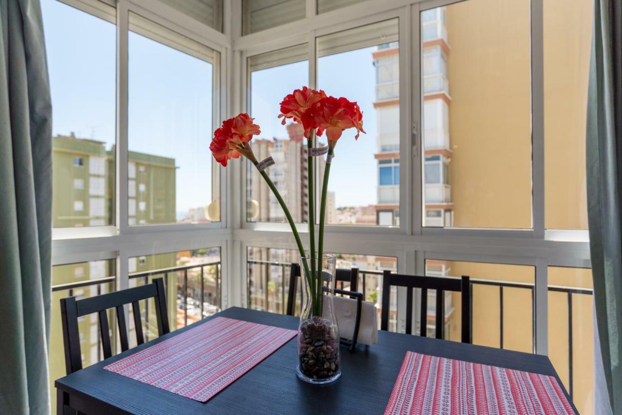 Amplio Estudio,Vista Mar Y Montana, A Pasos Del Centro Torremolinos Dış mekan fotoğraf